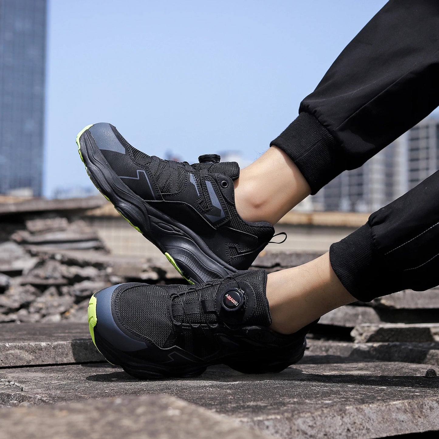 Steel Toe Safety Shoes Men, Anti-Puncture Anti-Smash Non Slip Industrial Work Boots, Lightweight CE New Work Safety Shoes