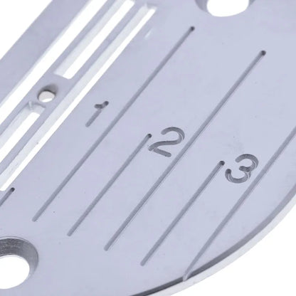 Industrial Sewing Machine Needle Plate E704 For Siruba L818F