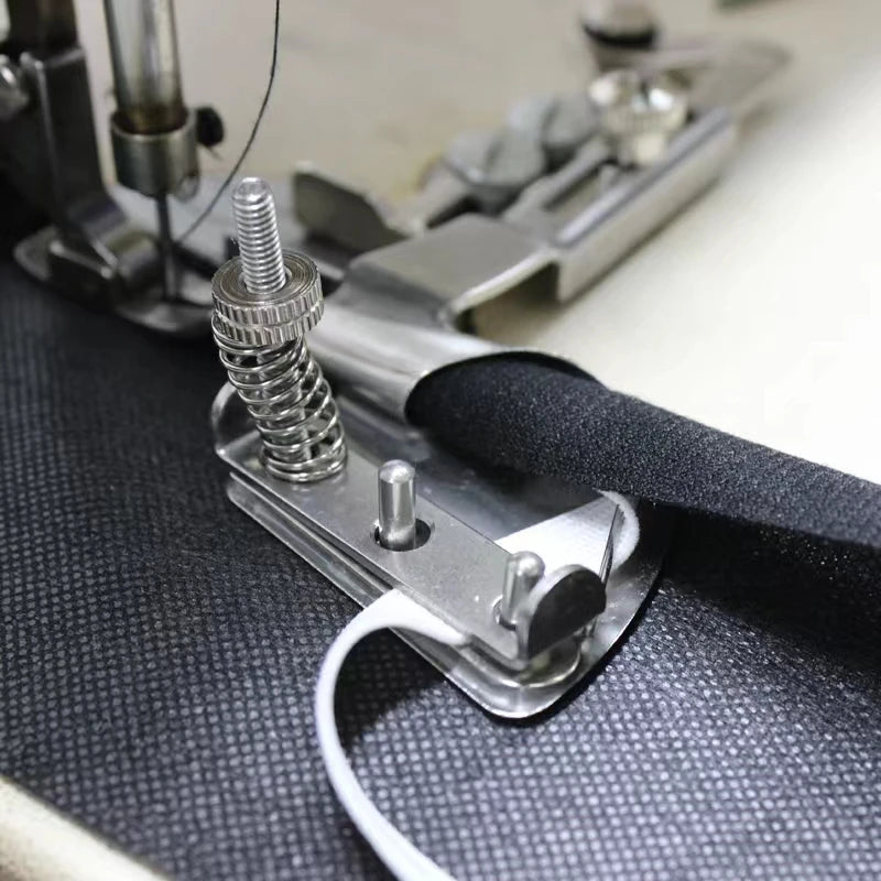 Hemming Folder Universal Rubber String Elastic Band Curved Edging Roll Rubber Curling Clipping Sewing Machine Presser